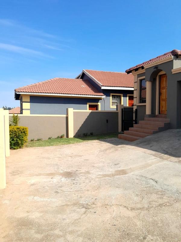 3 Bedroom Property for Sale in Munsieville Gauteng