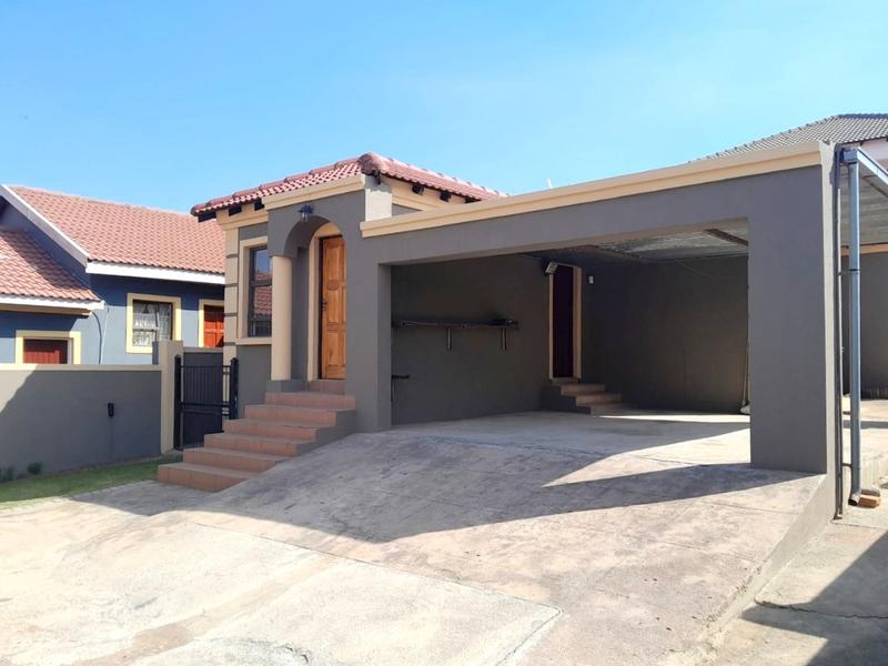 3 Bedroom Property for Sale in Munsieville Gauteng