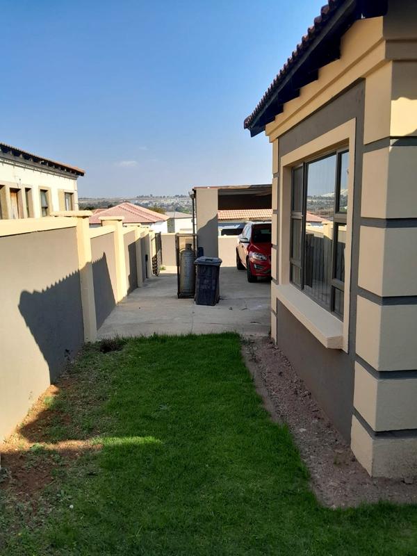 3 Bedroom Property for Sale in Munsieville Gauteng
