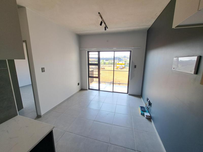 To Let 2 Bedroom Property for Rent in Waterkloof Ridge Gauteng