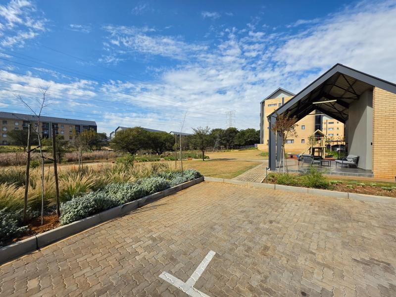 To Let 2 Bedroom Property for Rent in Waterkloof Ridge Gauteng