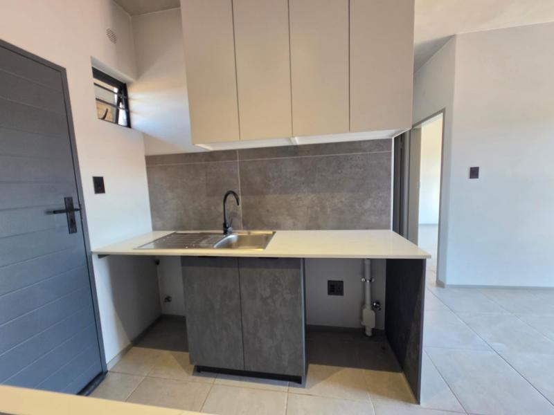 2 Bedroom Property for Sale in Waterkloof Ridge Gauteng