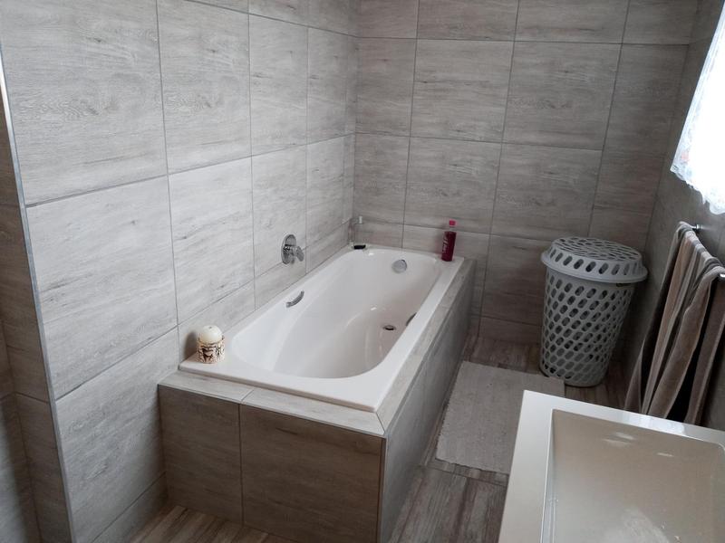 3 Bedroom Property for Sale in Eden Glen Gauteng