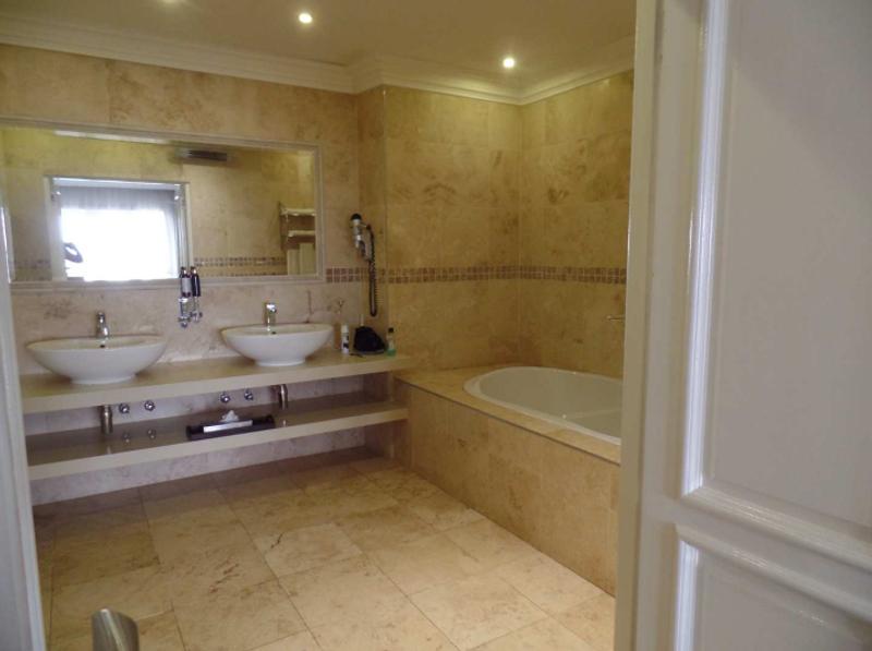 9 Bedroom Property for Sale in Groenkloof Gauteng