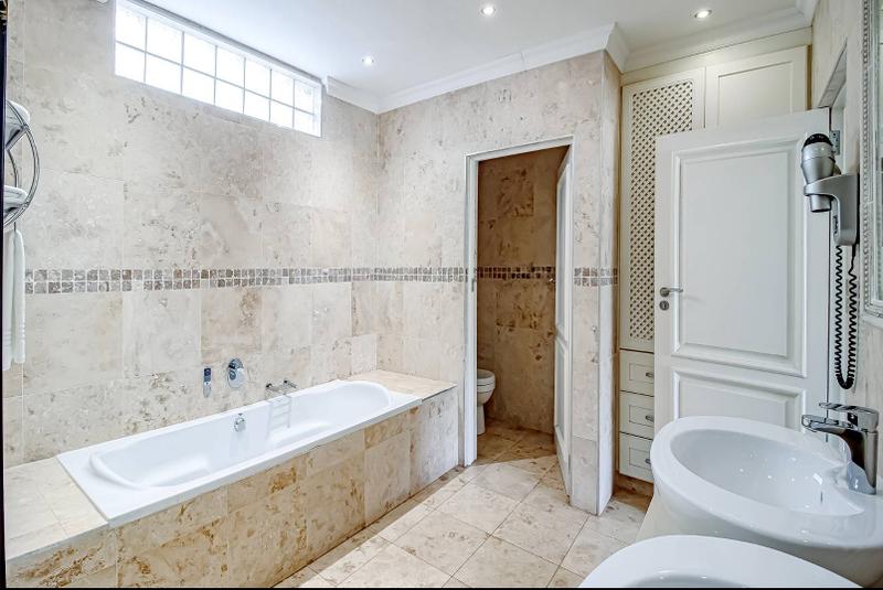 9 Bedroom Property for Sale in Groenkloof Gauteng
