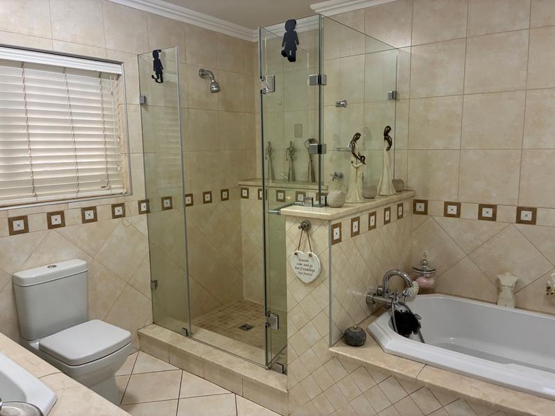7 Bedroom Property for Sale in Waterkloof A H Gauteng