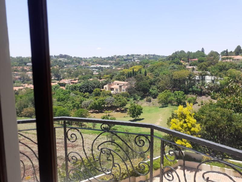 4 Bedroom Property for Sale in Waterkloof Ridge Gauteng