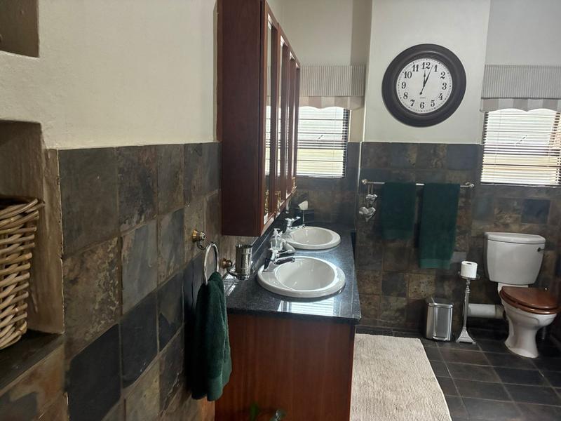 3 Bedroom Property for Sale in Waterkloof Ridge Gauteng