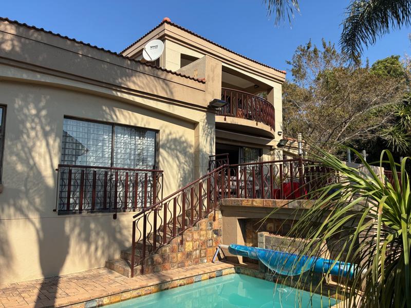3 Bedroom Property for Sale in Waterkloof Ridge Gauteng