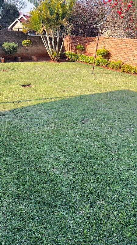 To Let 5 Bedroom Property for Rent in The Orchards Gauteng