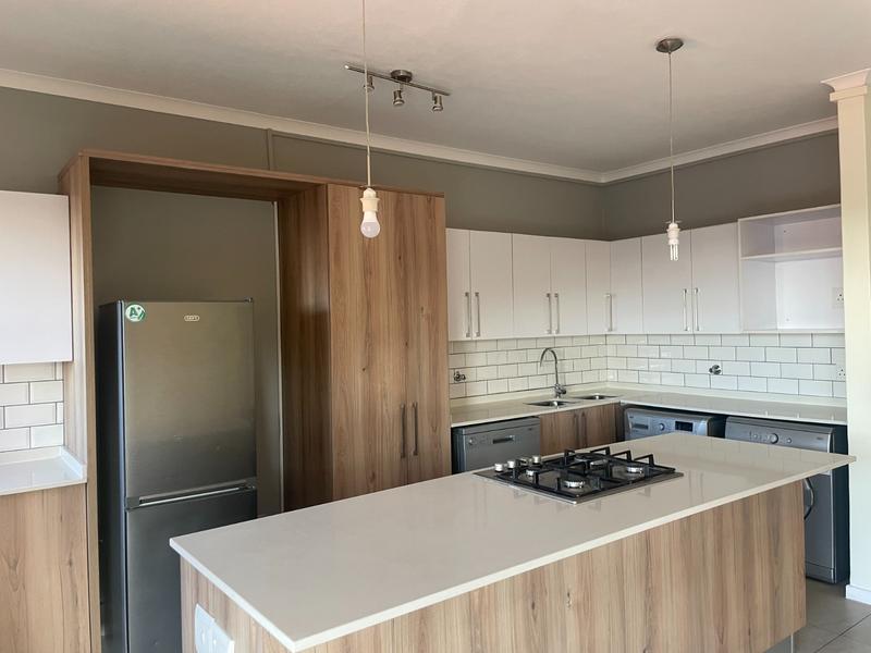 To Let 2 Bedroom Property for Rent in Golden Fields Estate Gauteng
