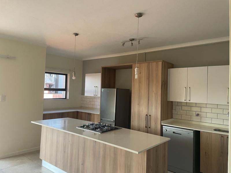 To Let 2 Bedroom Property for Rent in Golden Fields Estate Gauteng