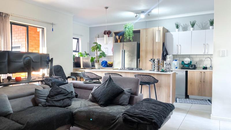 To Let 2 Bedroom Property for Rent in Golden Fields Estate Gauteng