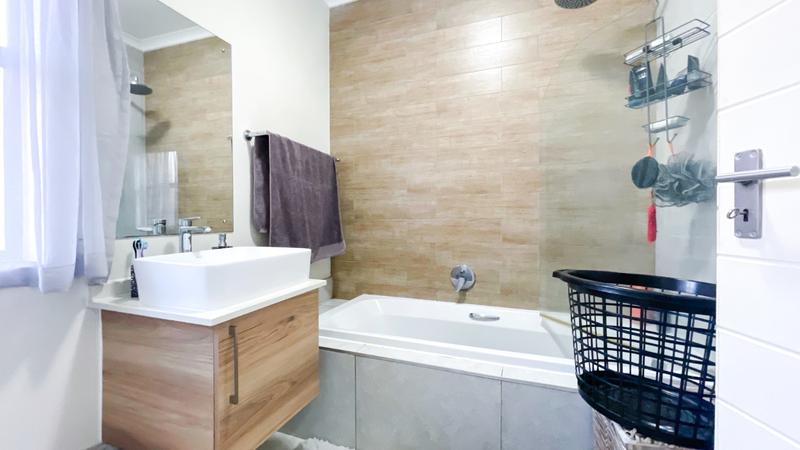 To Let 2 Bedroom Property for Rent in Golden Fields Estate Gauteng