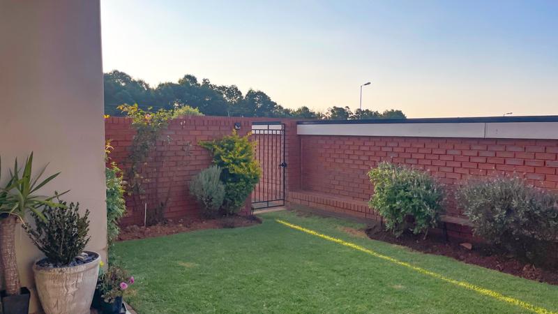 To Let 2 Bedroom Property for Rent in Golden Fields Estate Gauteng