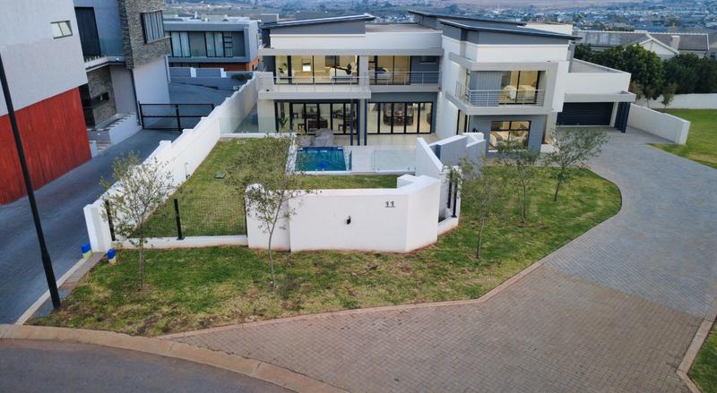 6 Bedroom Property for Sale in Midstream Ridge Gauteng