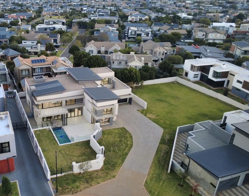 6 Bedroom Property for Sale in Midstream Ridge Gauteng