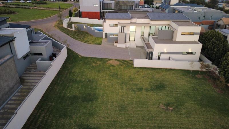 6 Bedroom Property for Sale in Midstream Ridge Gauteng