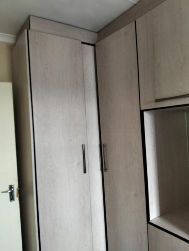 2 Bedroom Property for Sale in Clayville Gauteng