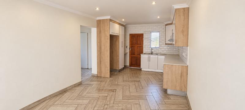 2 Bedroom Property for Sale in Kosmosdal Gauteng