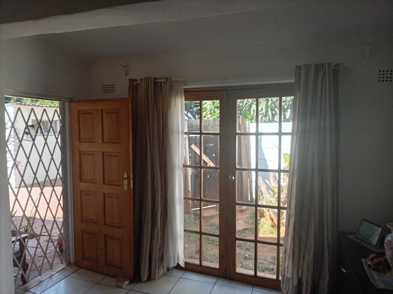 To Let 1 Bedroom Property for Rent in Westdene Gauteng