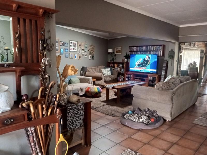 4 Bedroom Property for Sale in Selection Park Gauteng