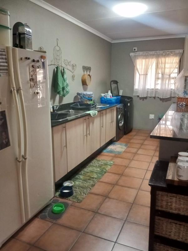 4 Bedroom Property for Sale in Selection Park Gauteng
