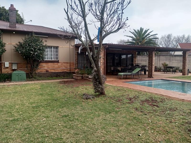 4 Bedroom Property for Sale in Selection Park Gauteng
