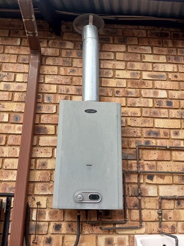 4 Bedroom Property for Sale in Selection Park Gauteng