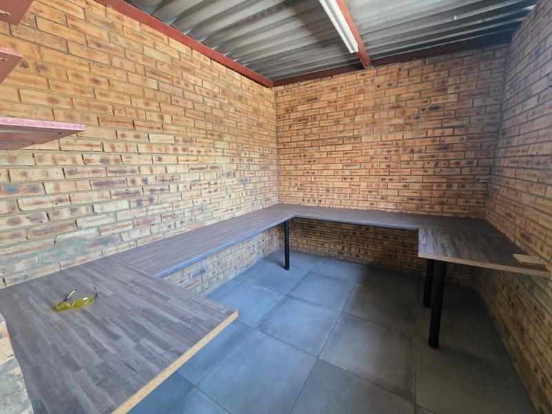 4 Bedroom Property for Sale in Rothdene Gauteng