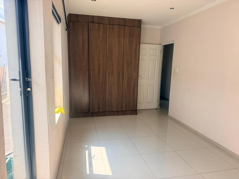 To Let 3 Bedroom Property for Rent in Eldo Lakes Estate Gauteng