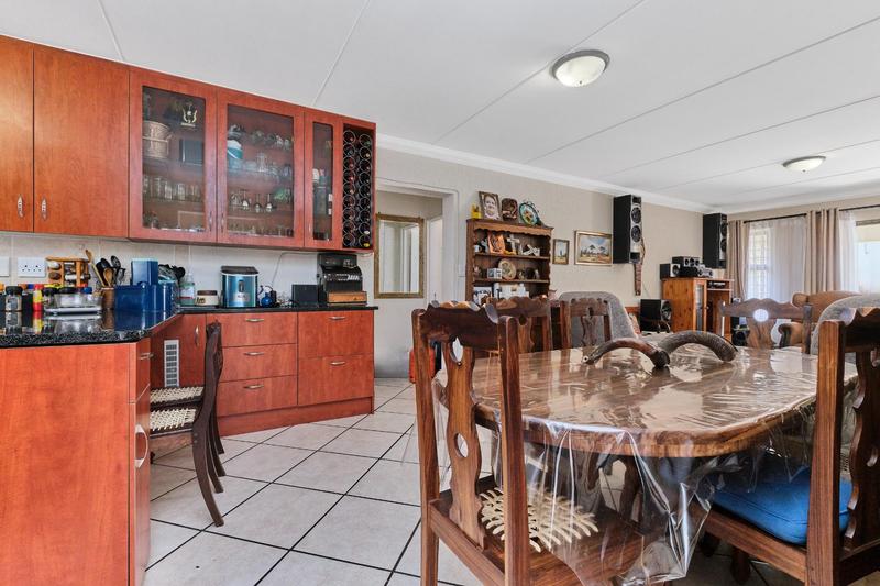 2 Bedroom Property for Sale in Paulshof Gauteng