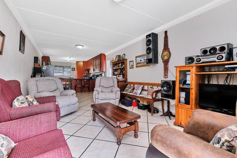 2 Bedroom Property for Sale in Paulshof Gauteng