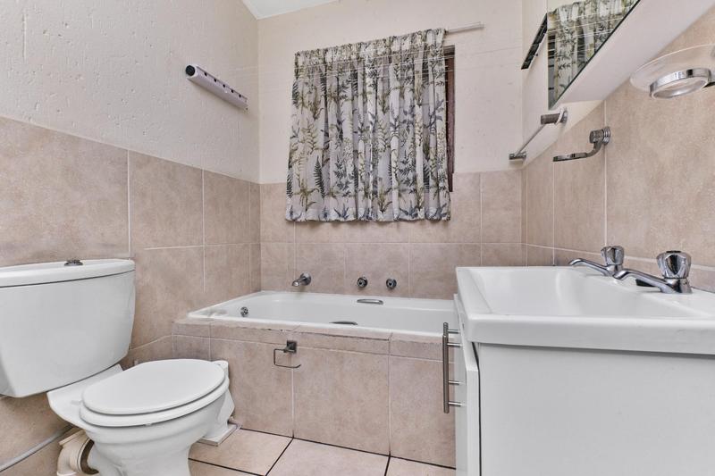 2 Bedroom Property for Sale in Paulshof Gauteng