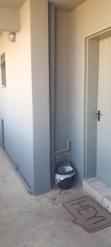 2 Bedroom Property for Sale in Fleurhof Gauteng