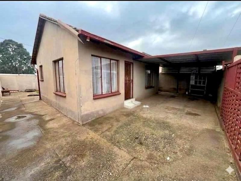 2 Bedroom Property for Sale in Kagiso Gauteng