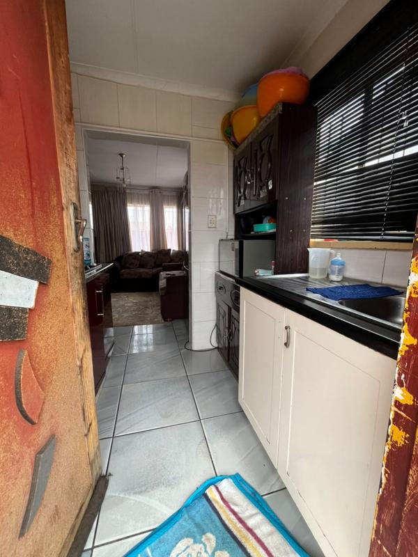 2 Bedroom Property for Sale in Kagiso Gauteng