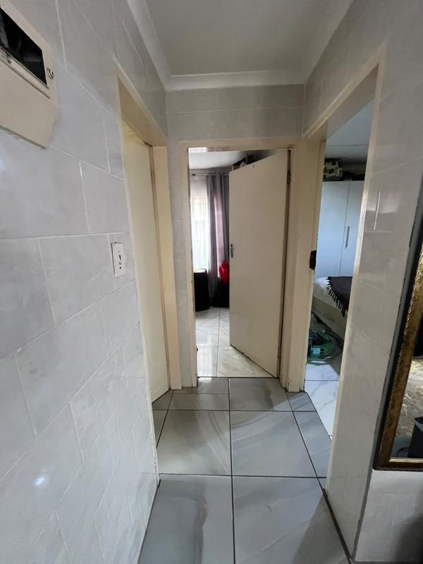 2 Bedroom Property for Sale in Kagiso Gauteng