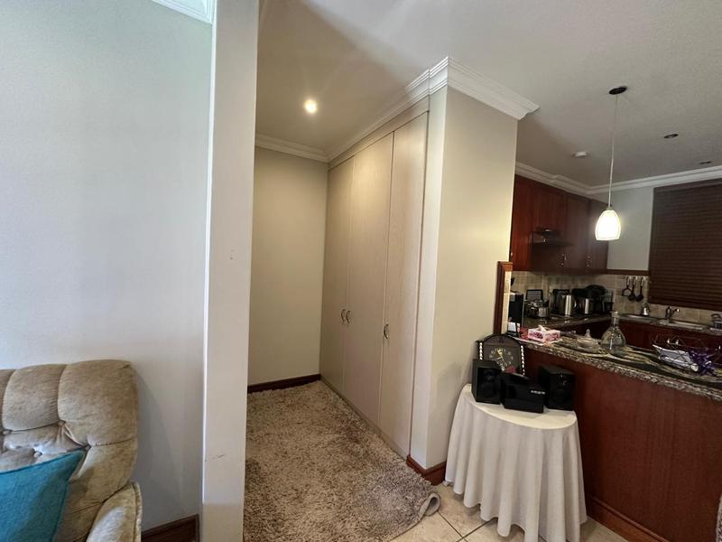 1 Bedroom Property for Sale in Newlands Gauteng