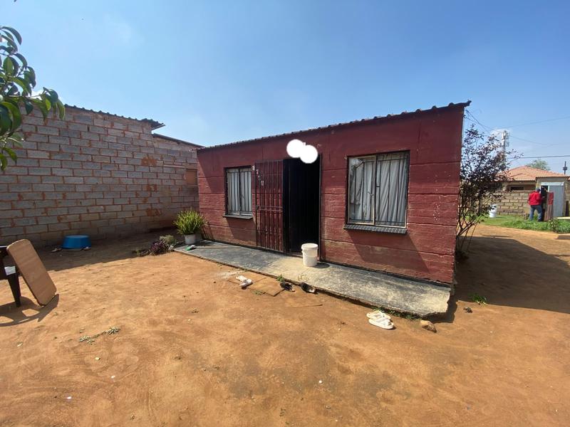 2 Bedroom Property for Sale in Katlehong South Gauteng