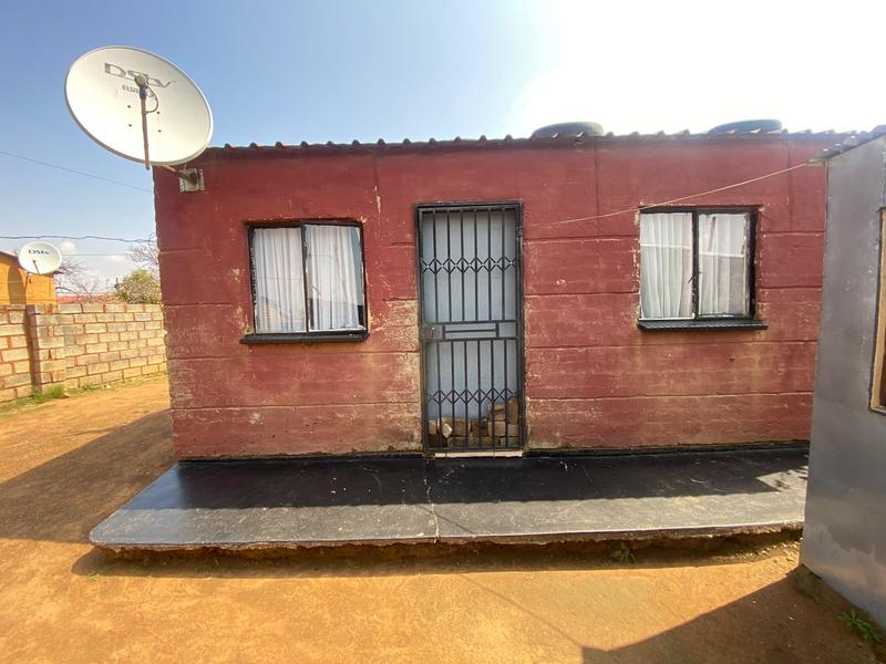 2 Bedroom Property for Sale in Katlehong South Gauteng