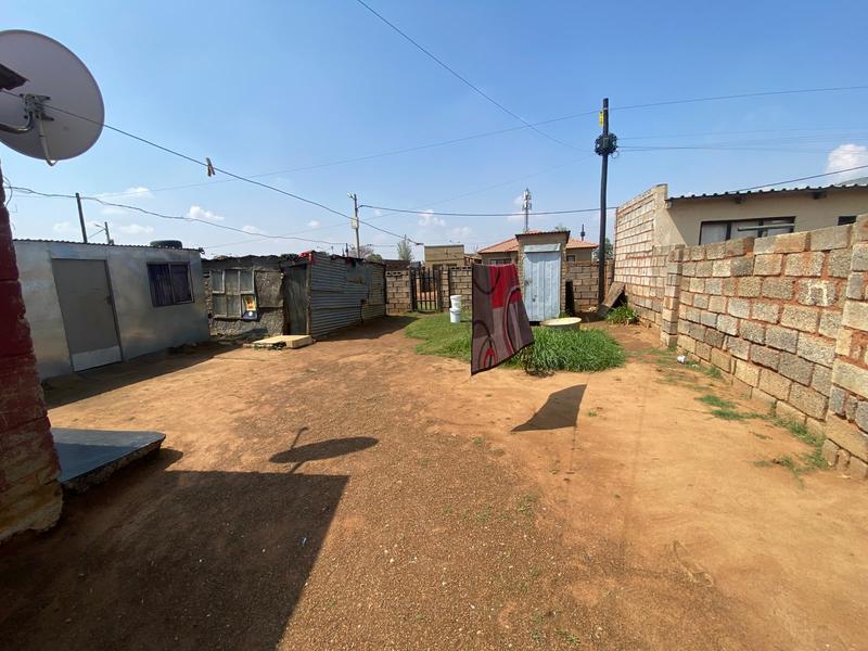 2 Bedroom Property for Sale in Katlehong South Gauteng