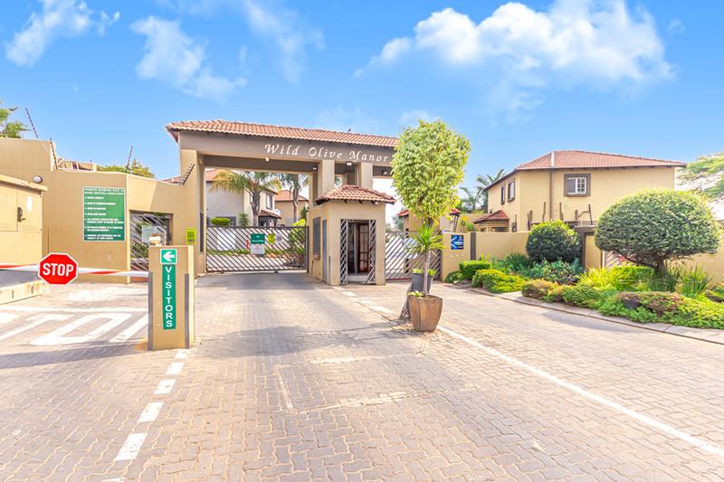 To Let 3 Bedroom Property for Rent in North Riding Gauteng