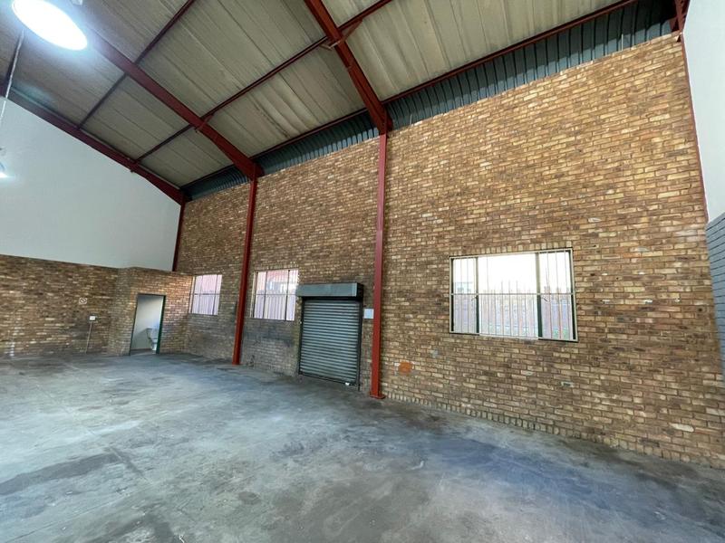 To Let Commercial Property for Rent in Hennopspark Gauteng