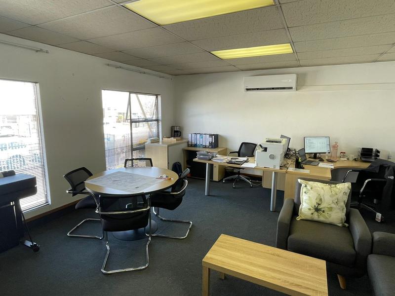 To Let Commercial Property for Rent in Hennopspark Gauteng