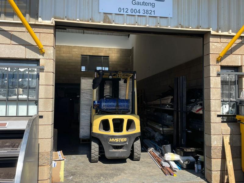 To Let Commercial Property for Rent in Hennopspark Gauteng