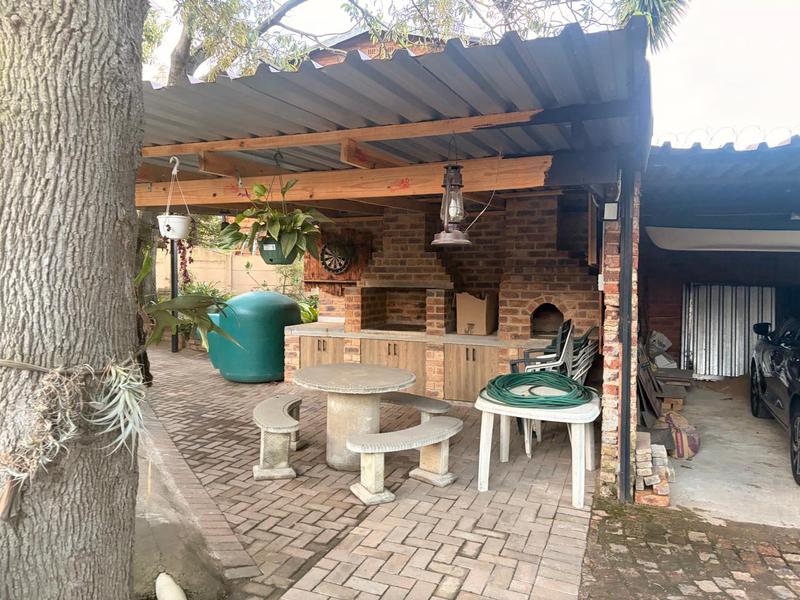 To Let 2 Bedroom Property for Rent in Birchleigh Gauteng