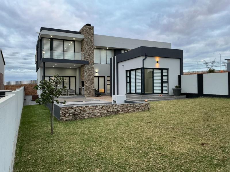 4 Bedroom Property for Sale in Midstream Heights Gauteng