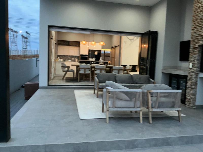 4 Bedroom Property for Sale in Midstream Heights Gauteng
