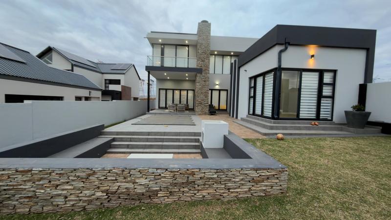 4 Bedroom Property for Sale in Midstream Heights Gauteng